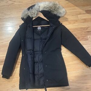 Women's Black Parka with Fur Trim